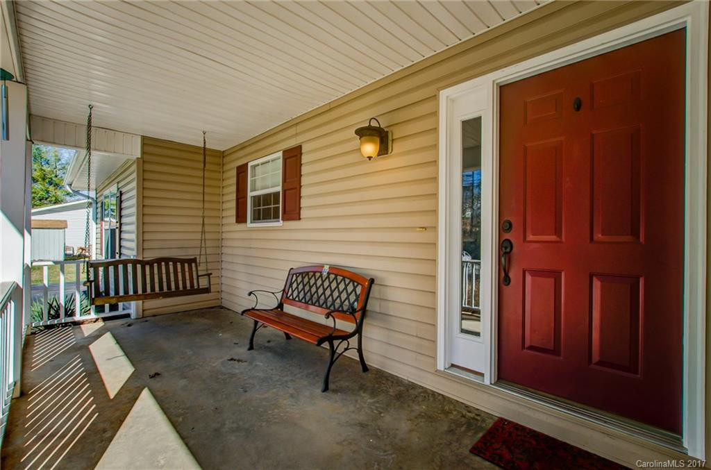 1911 Howard Gap Road - Photo 17