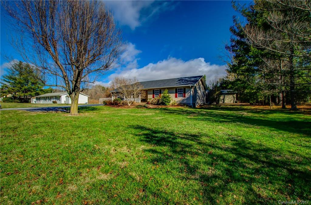 1911 Howard Gap Road - Photo 21