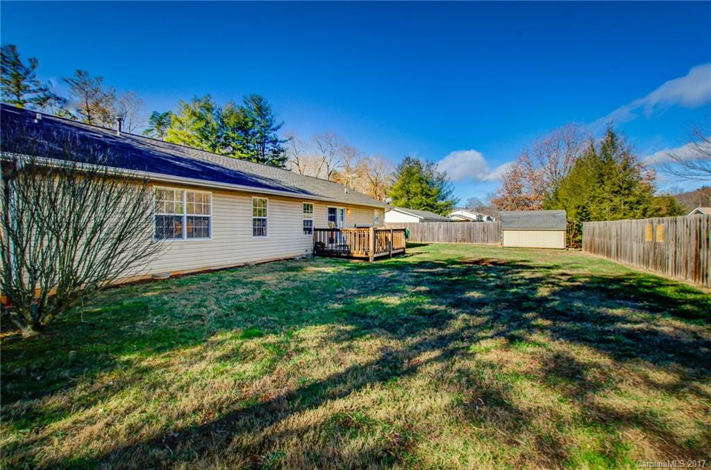 1911 Howard Gap Road - Photo 23