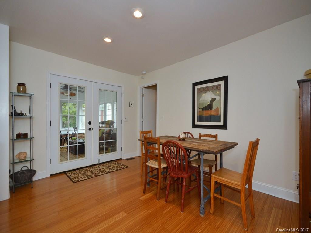1040 Carousel Lane #35 - Photo 4