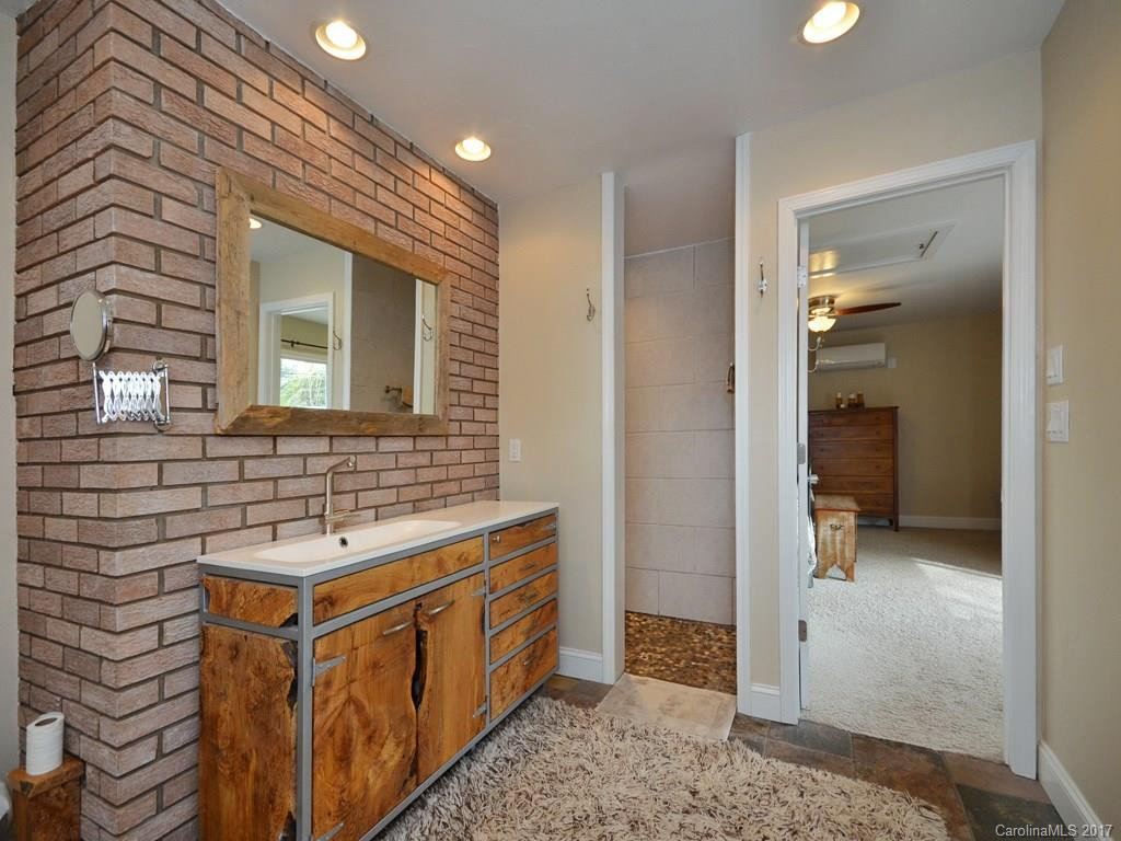 1040 Carousel Lane #35 - Photo 8