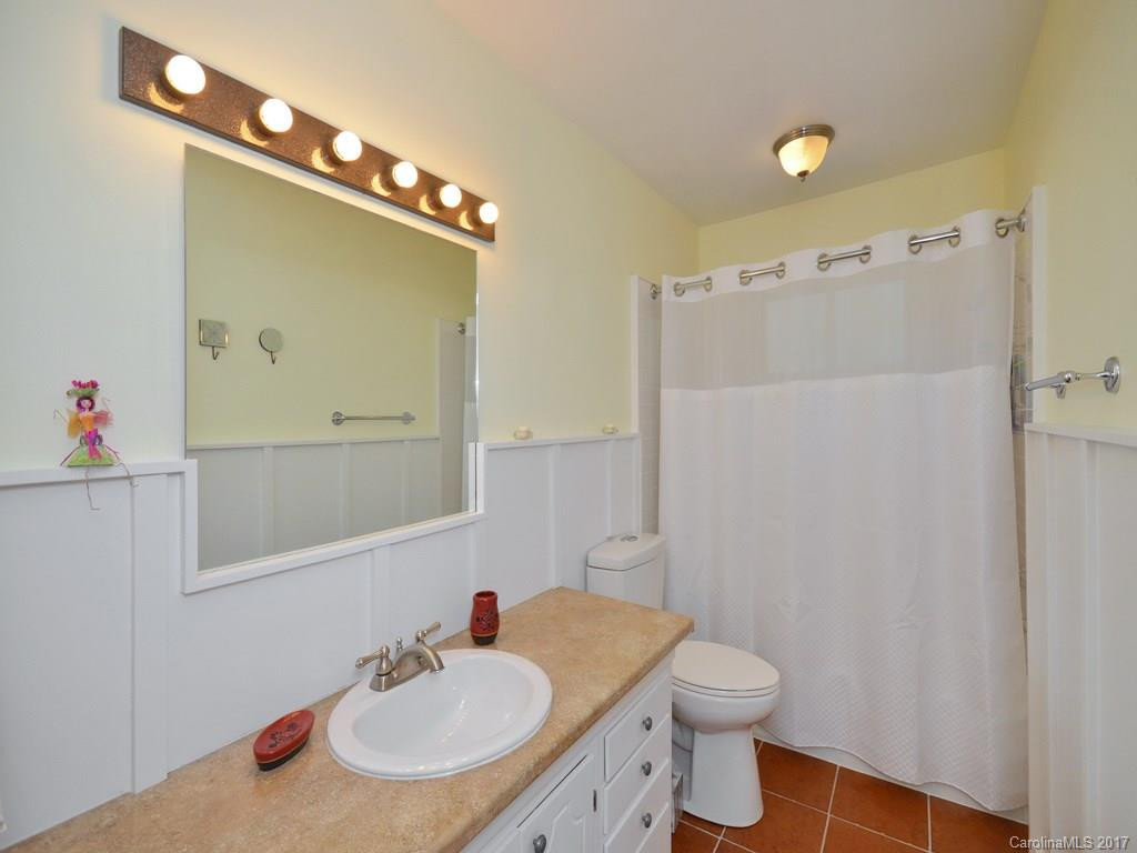 1040 Carousel Lane #35 - Photo 10