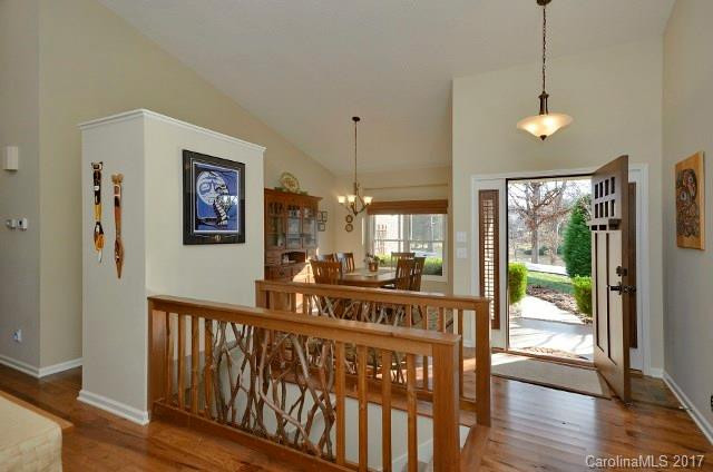 3017 Cove Loop Road - Photo 3