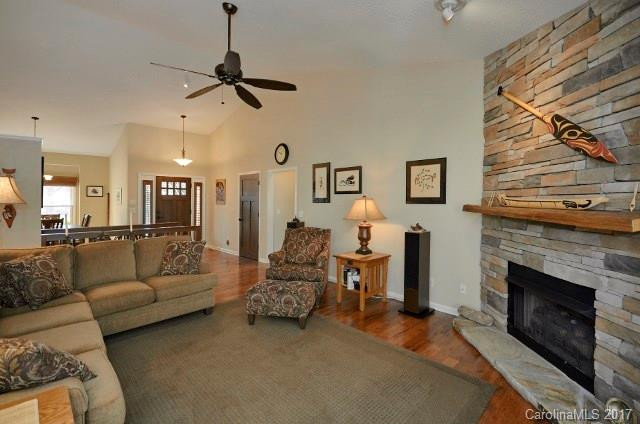 3017 Cove Loop Road - Photo 6