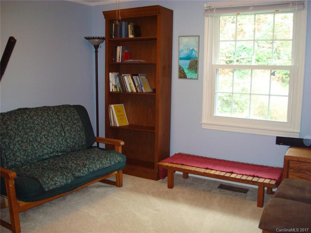 555 Smith Creek Road - Photo 13