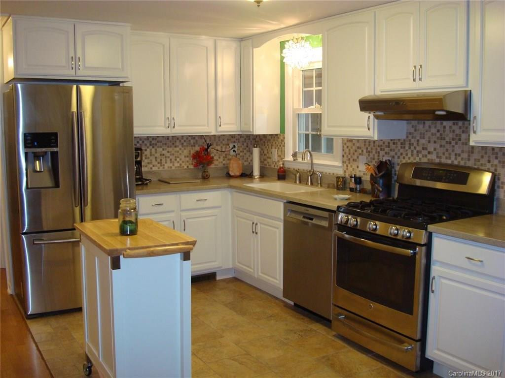 555 Smith Creek Road - Photo 5