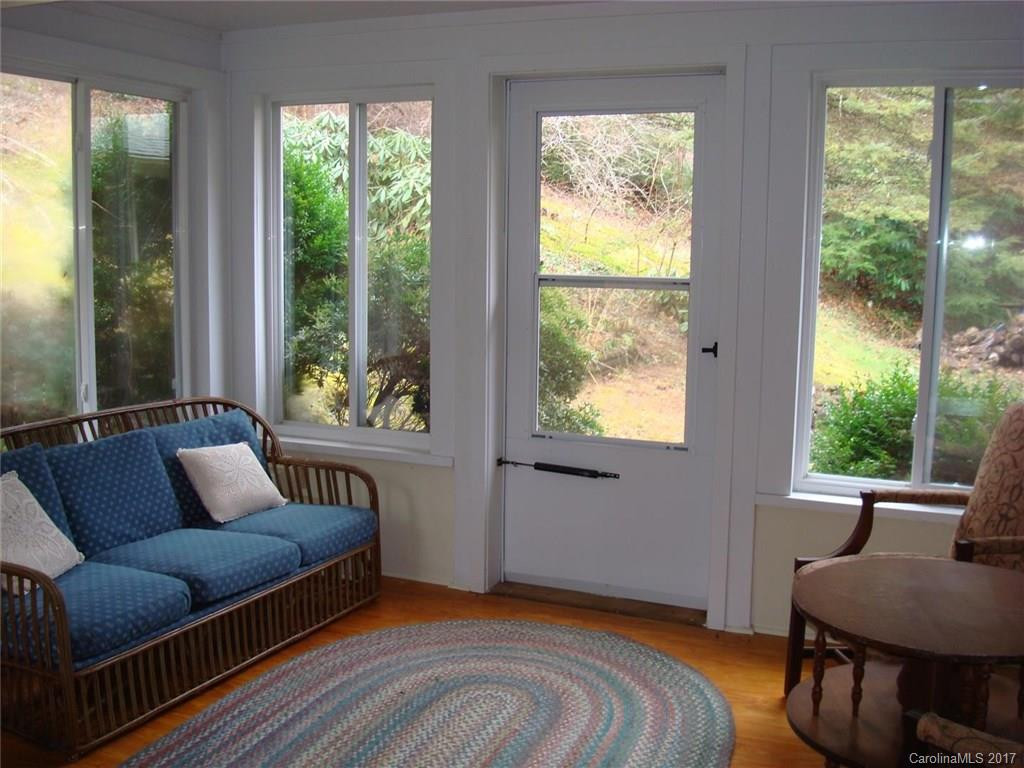 555 Smith Creek Road - Photo 9