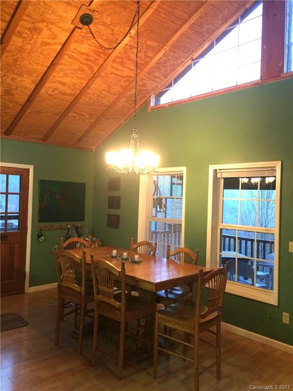 657 Sprinkle Branch Road - Photo 10