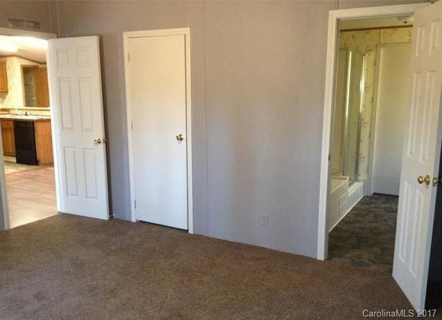149 Gray Fence Drive - Photo 4