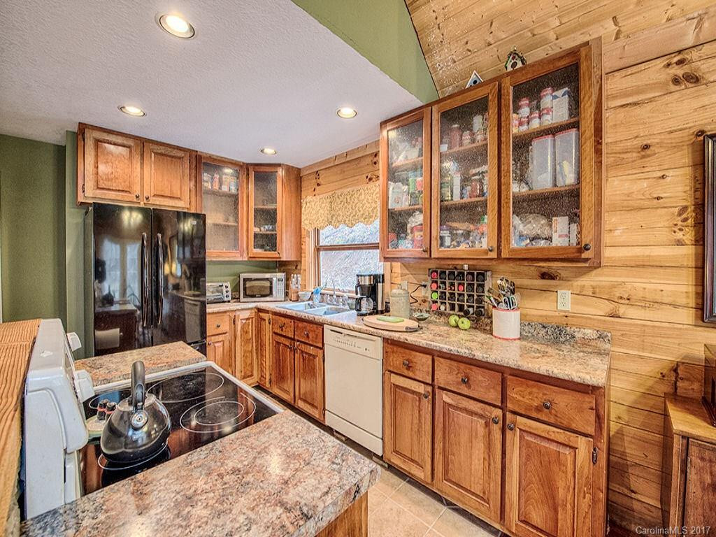 231 Happiness Hill - Photo 5