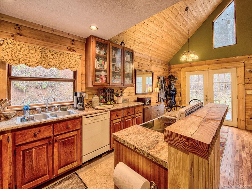 231 Happiness Hill - Photo 6