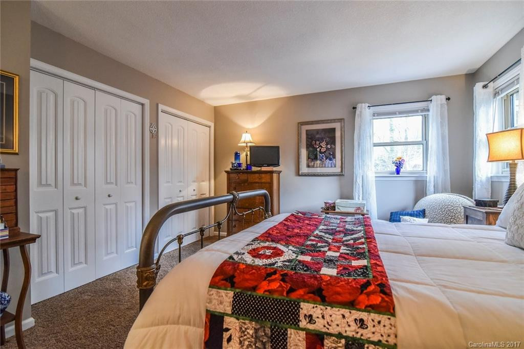 303 Colony Lane - Photo 17