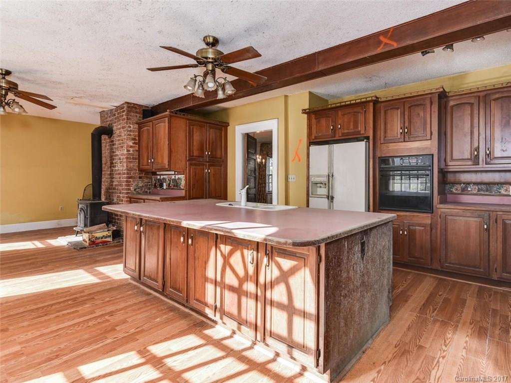 58 Woodland Road - Photo 16