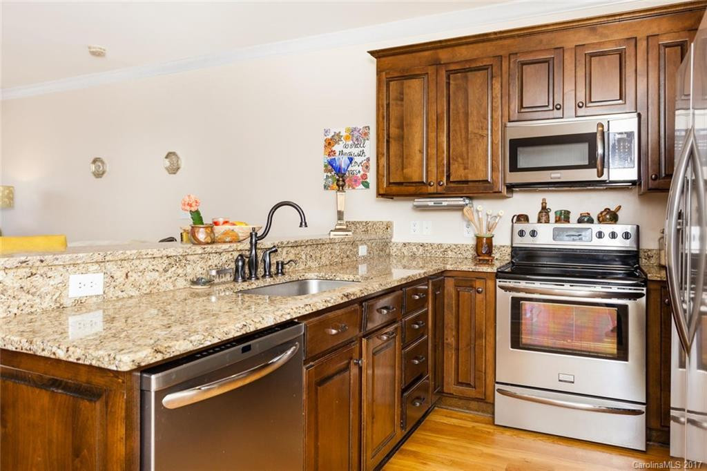 175 Lexington Avenue #C305 - Photo 2