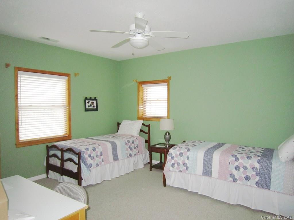 111 Ginger Lane - Photo 14