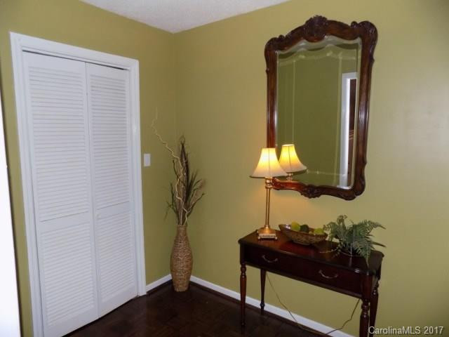 191 Greenbriar Drive - Photo 12