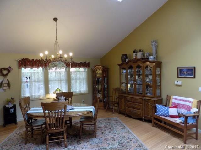 196 Huntley Road - Photo 16