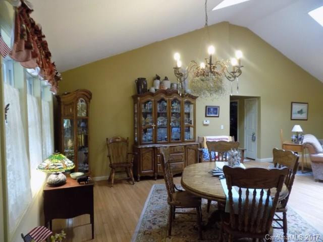 196 Huntley Road - Photo 17