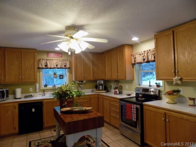 196 Huntley Road - Photo 5