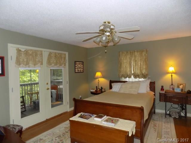 196 Huntley Road - Photo 6