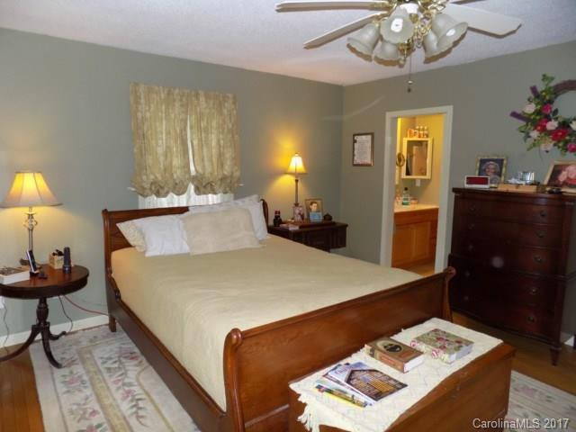 196 Huntley Road - Photo 7