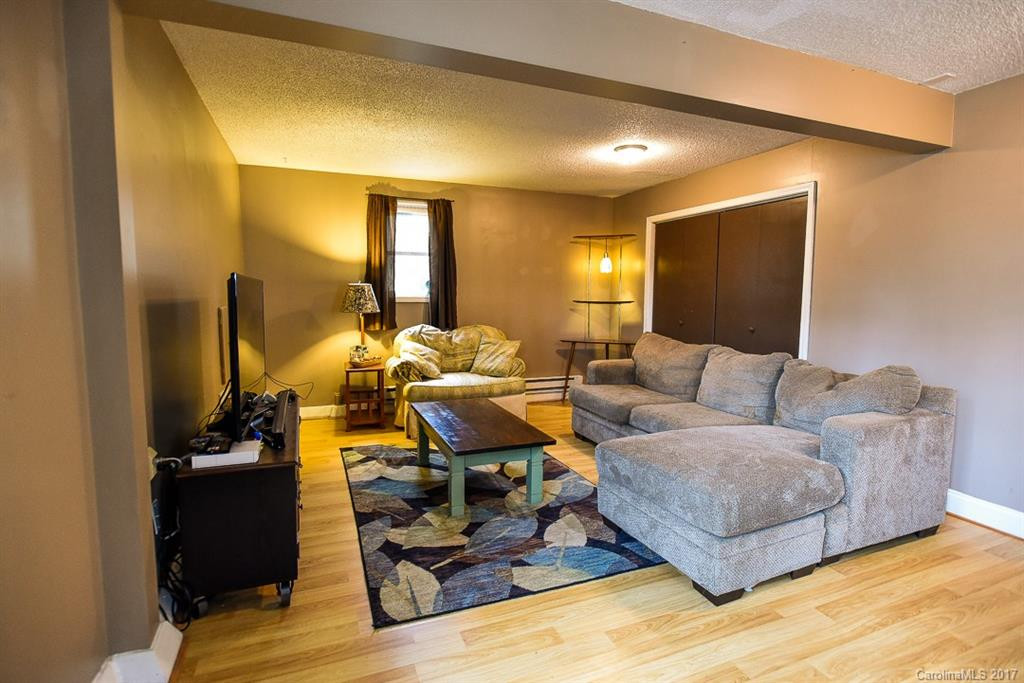 9 Oakland Street - Photo 10