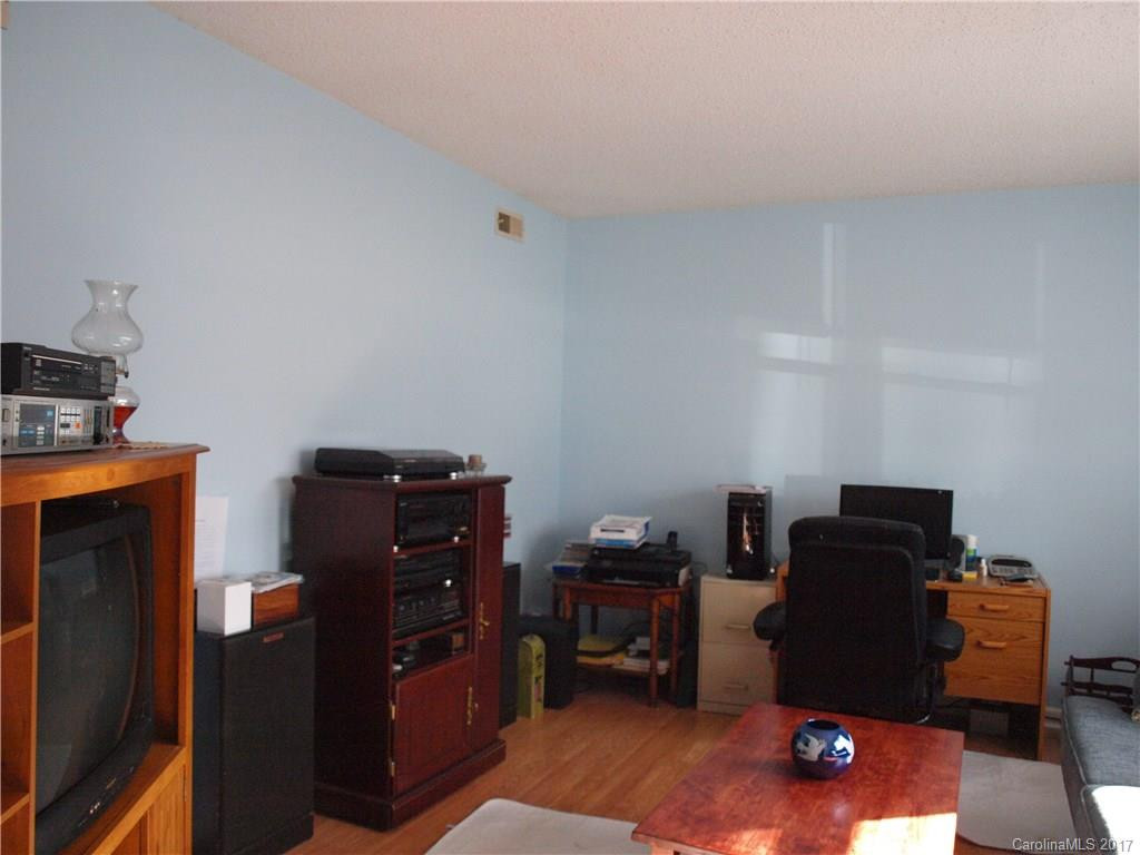 29 Knoll Ridge Drive #8 - Photo 14