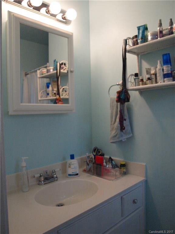 29 Knoll Ridge Drive #8 - Photo 9