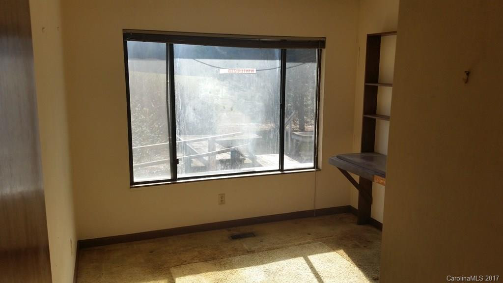 530 Fruitland Road - Photo 8