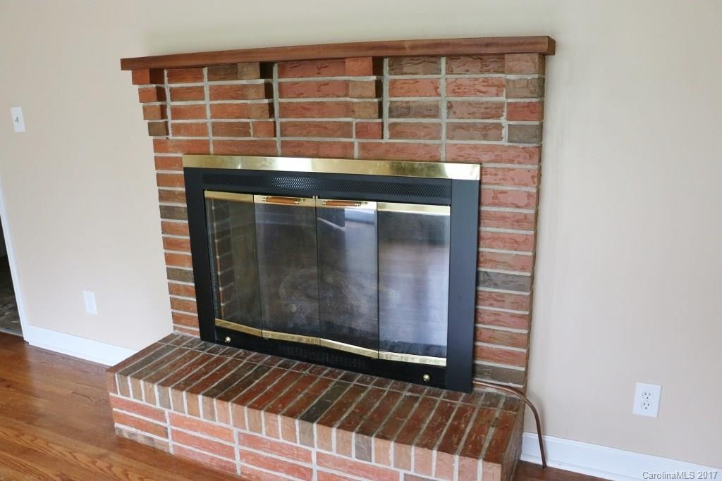 4461 Old Hendersonville Highway - Photo 14