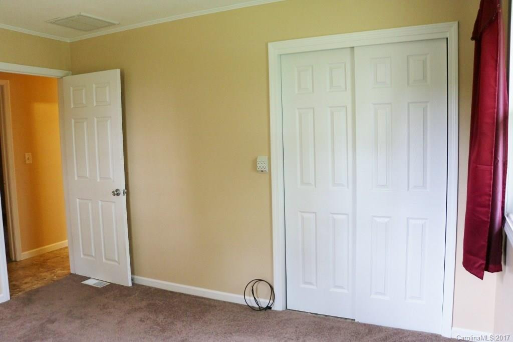 4461 Old Hendersonville Highway - Photo 24