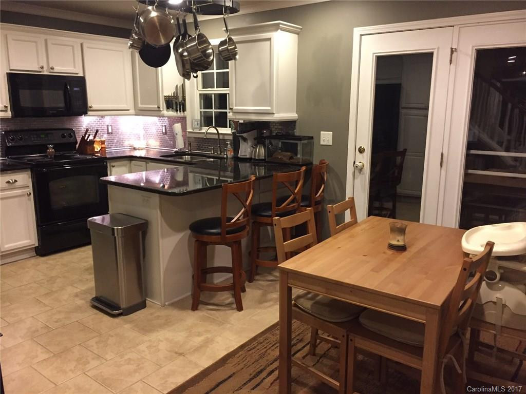 24 Lanceford Circle #- - Photo 3