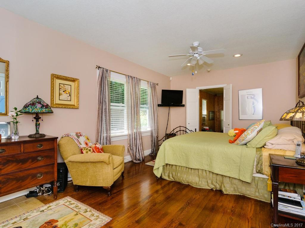 1041 Kanuga Road - Photo 13