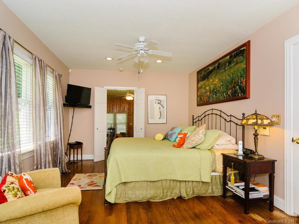 1041 Kanuga Road - Photo 14