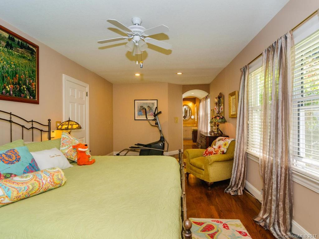 1041 Kanuga Road - Photo 15