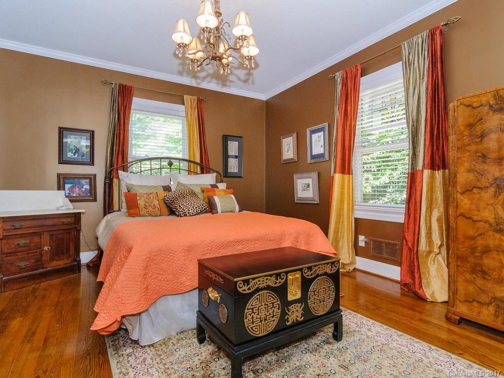 1041 Kanuga Road - Photo 17