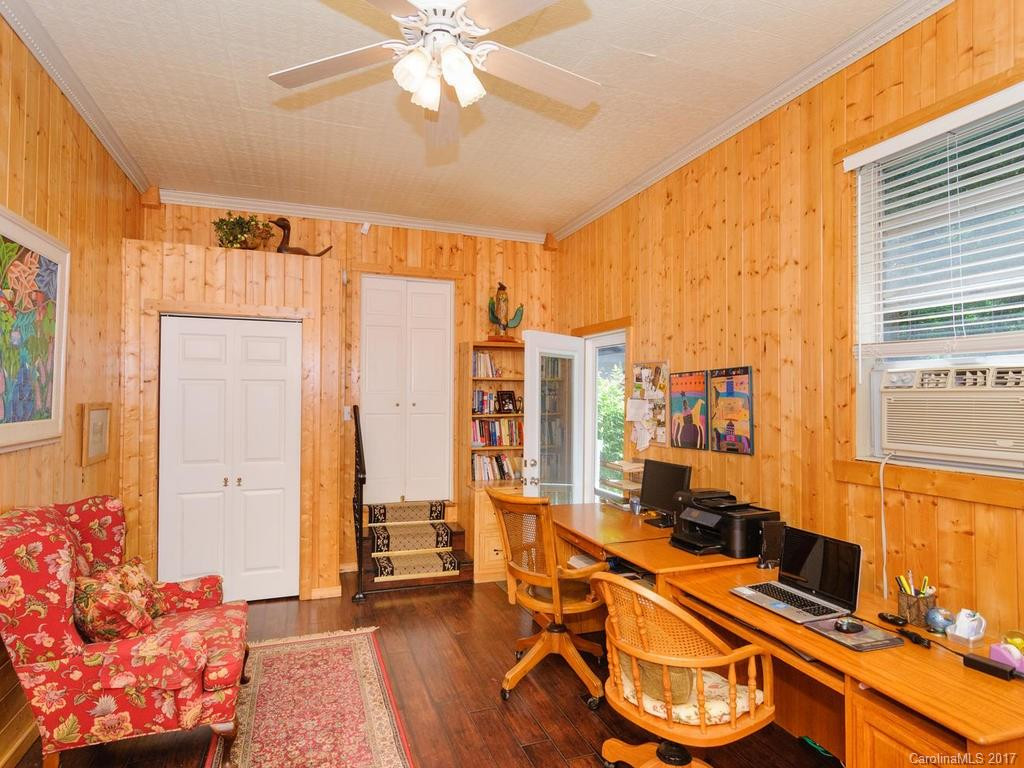 1041 Kanuga Road - Photo 20