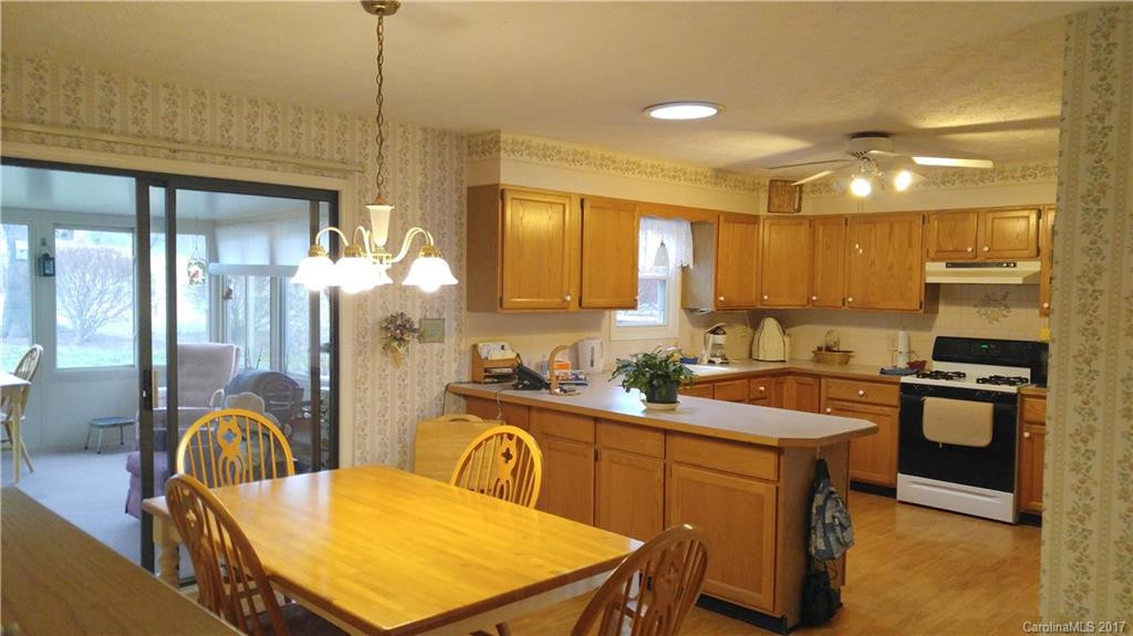 92 Beech Glen Drive - Photo 9