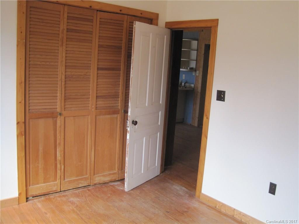 311 Hickory Hill Road - Photo 4