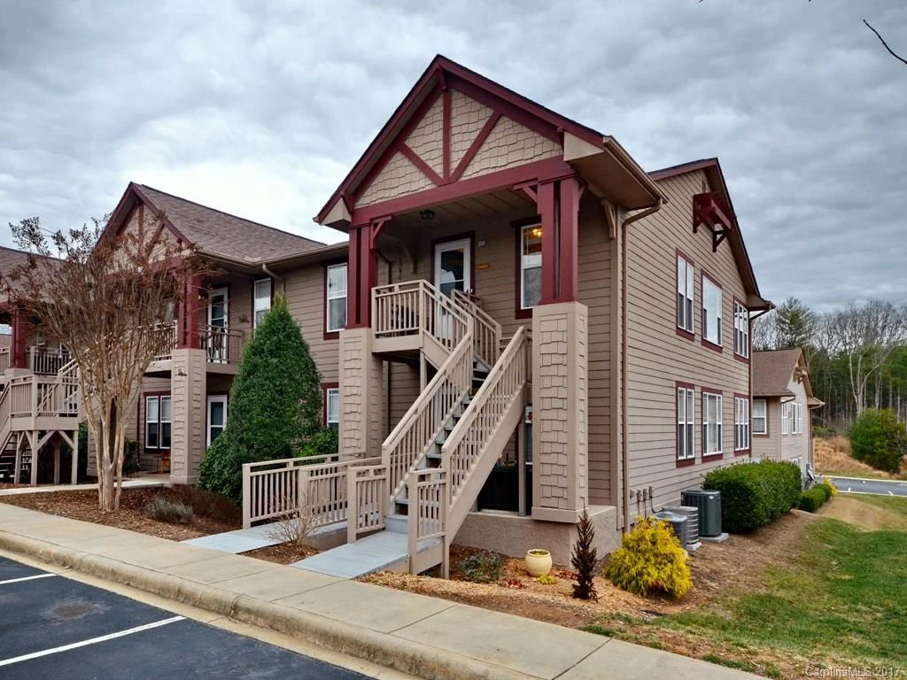 2306 Deermouse Way #400