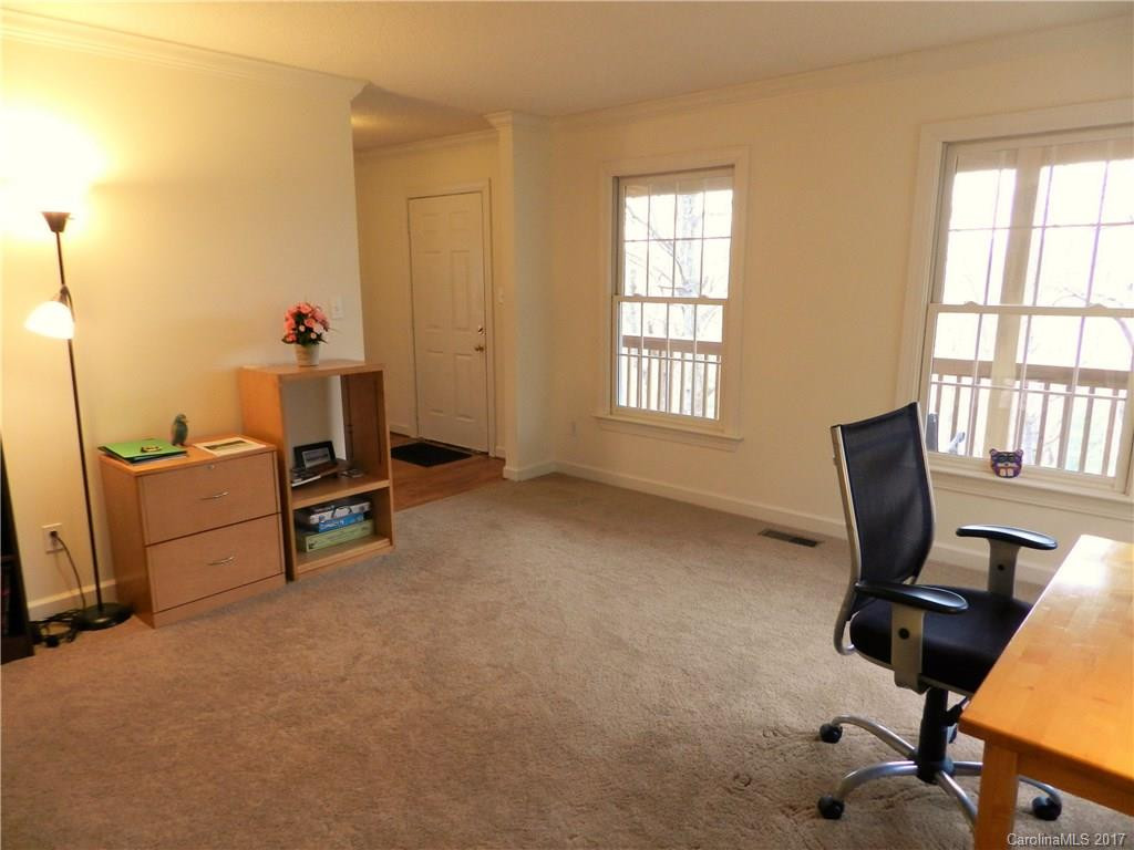 15 Skyview Court - Photo 13
