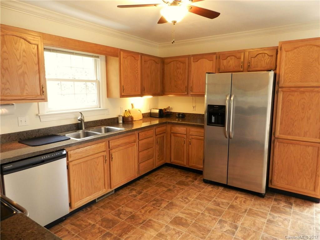15 Skyview Court - Photo 9