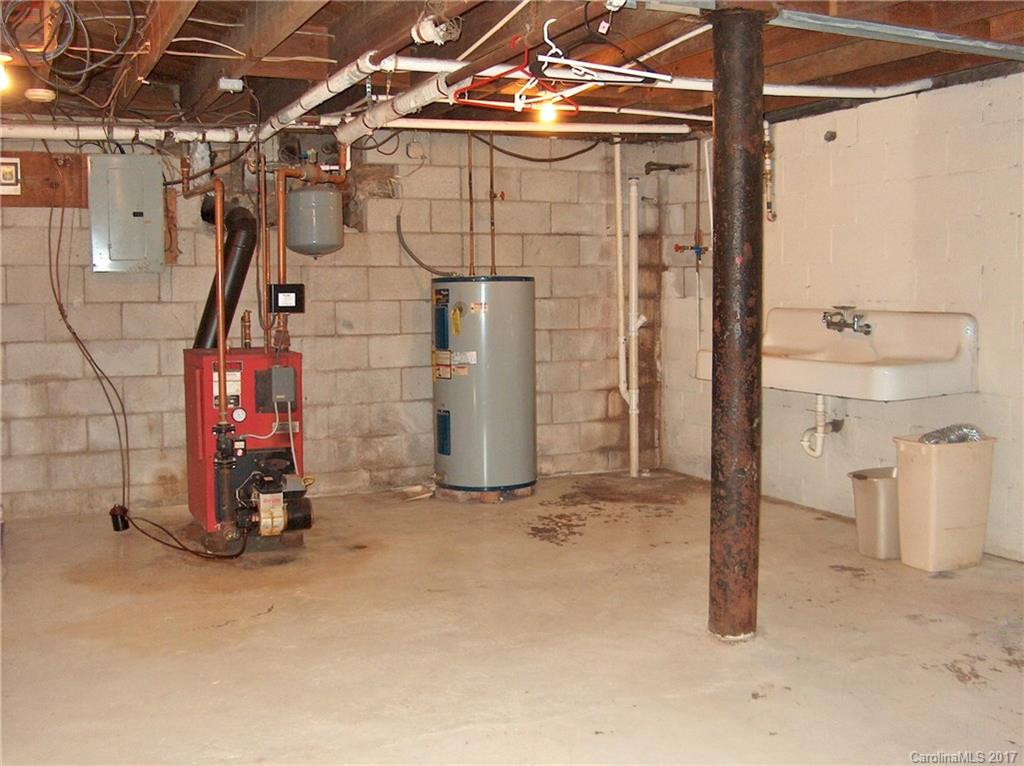 212 Hillcrest Street - Photo 21
