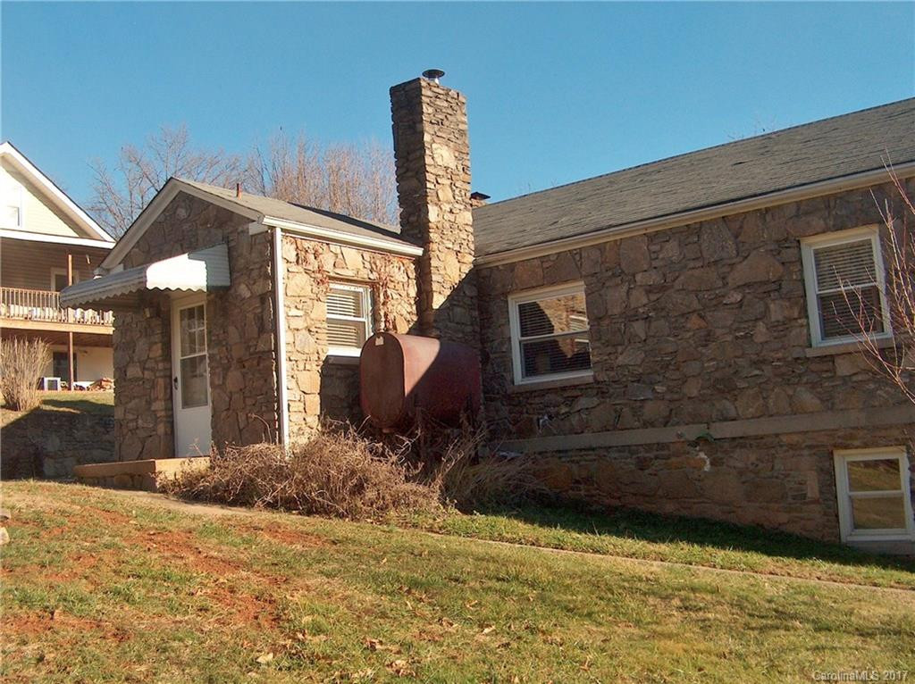 212 Hillcrest Street - Photo 22