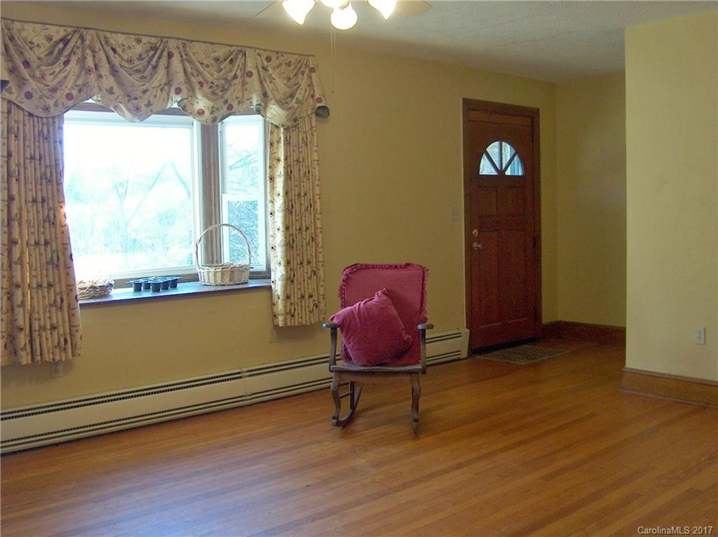 212 Hillcrest Street - Photo 7