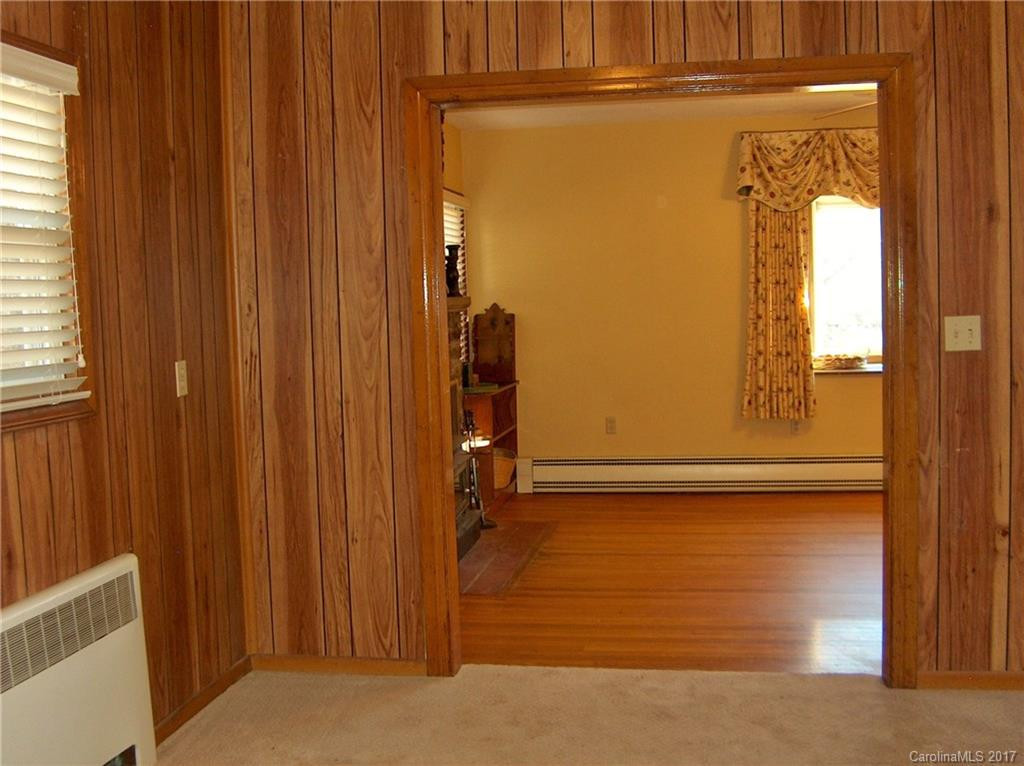212 Hillcrest Street - Photo 10