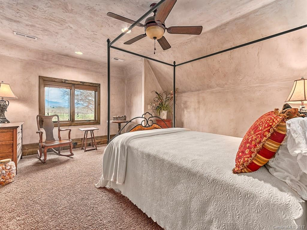 141 Majestic View Court - Photo 18