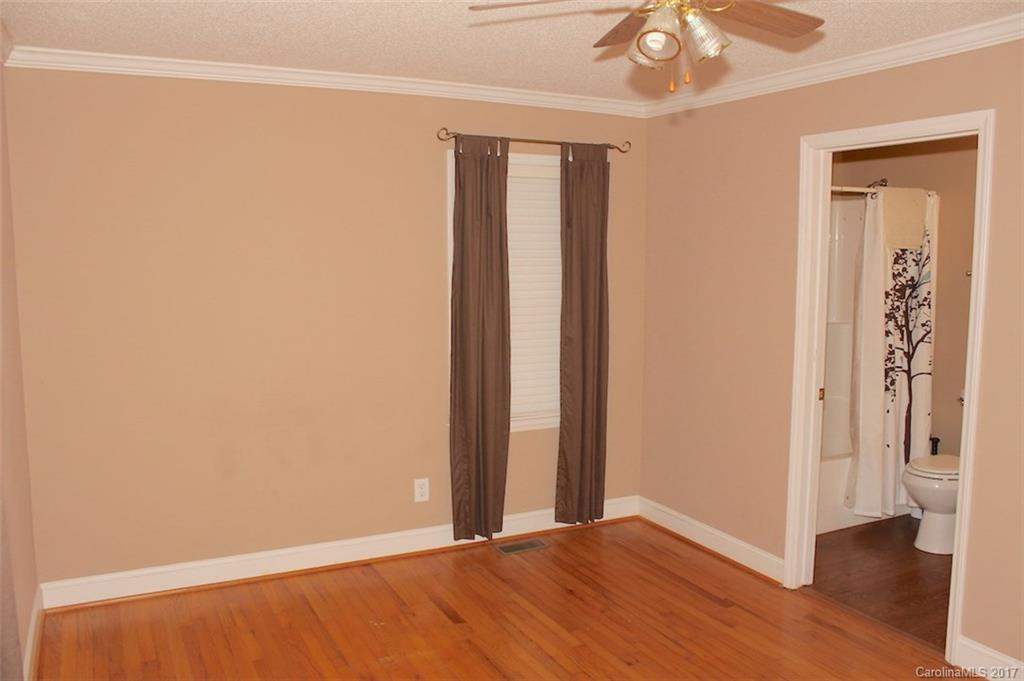 124 Hall Street - Photo 16