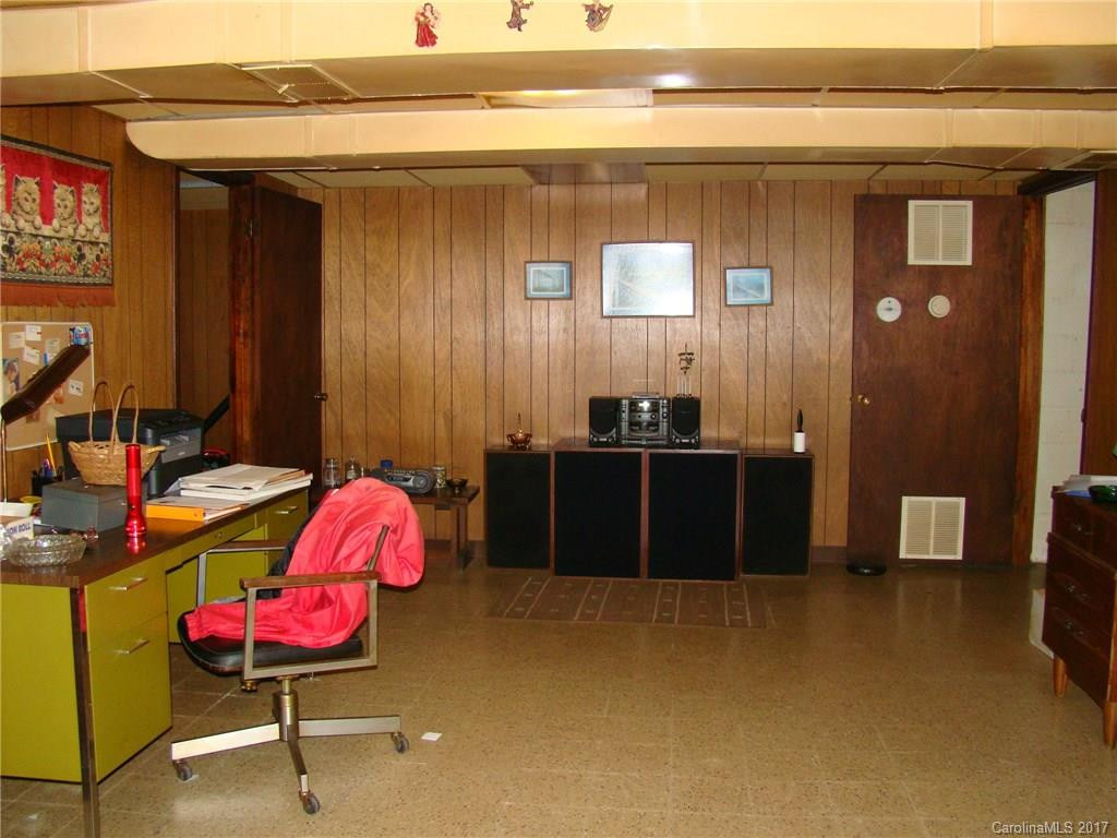 298 Erwin Hills Road - Photo 18