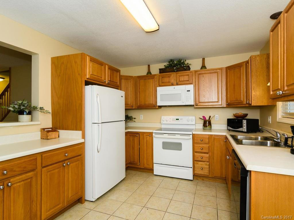 24 Aberdeen Drive #24 - Photo 12
